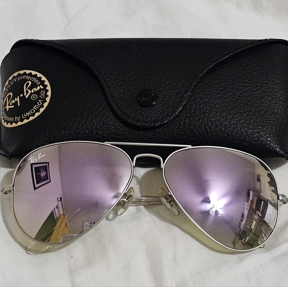 Ray-Ban Silver Aviator Sunglasses - Picture 1 of 10